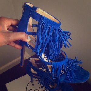 Swage fringe heels.